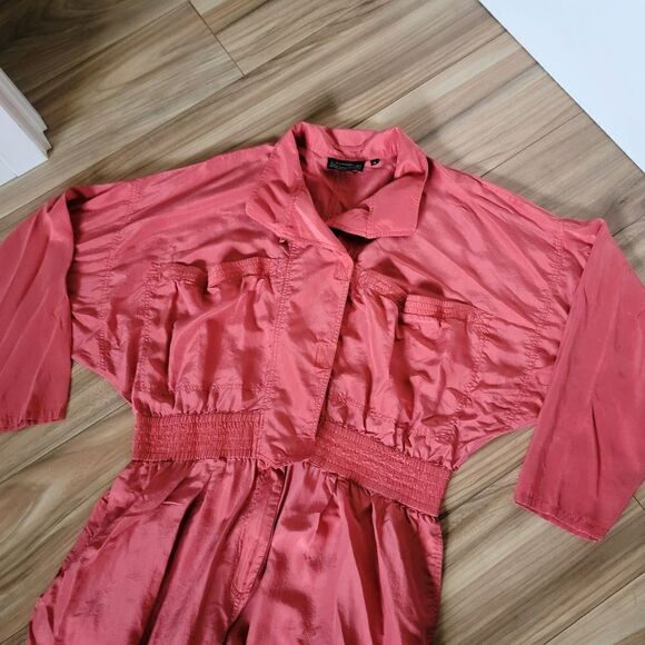 St. Tropez Vintage 80s Silk Full Lenth Sporty Collared Jumpsuit in Marsala Coral - Picture 8 of 15